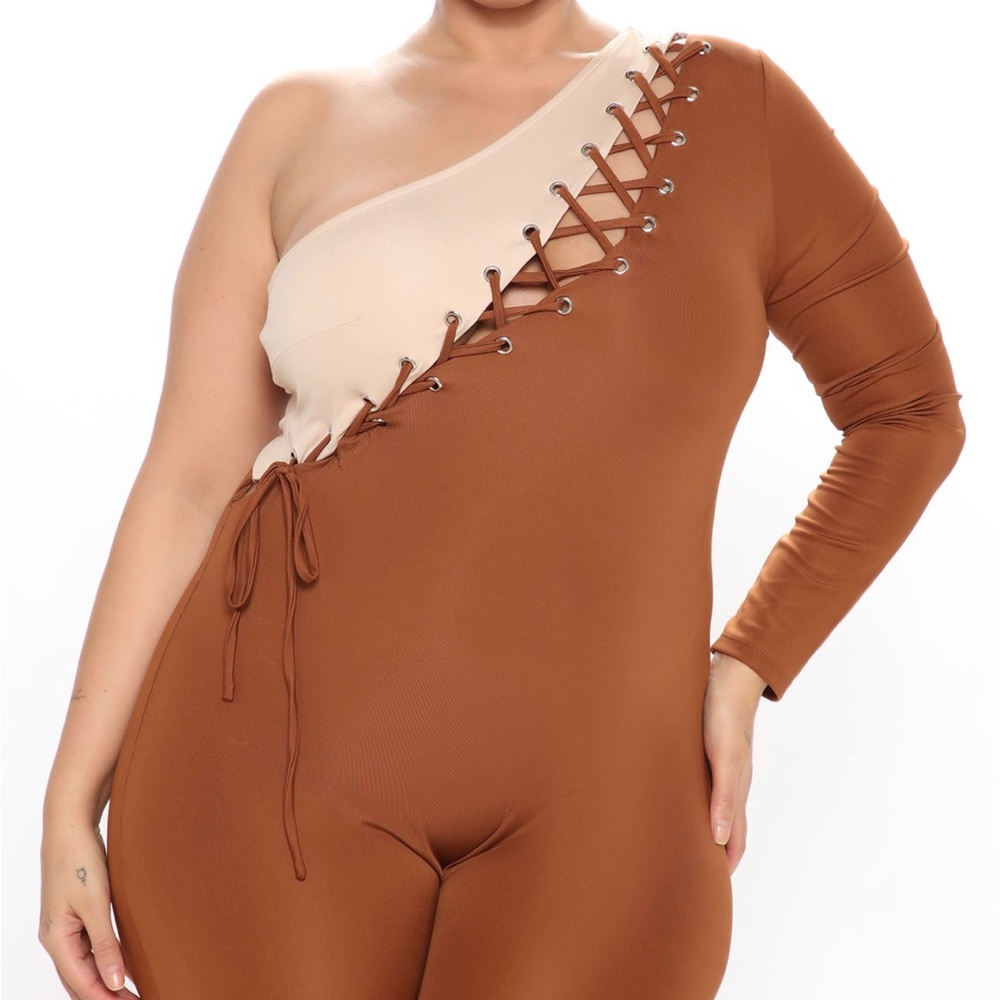 Jumpsuit - Picture 2 of 3